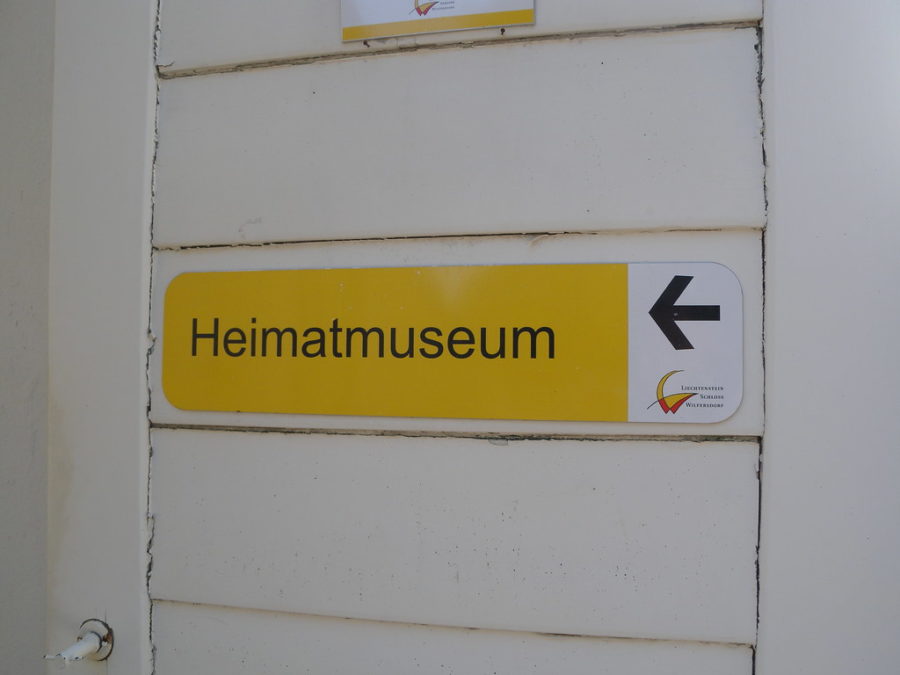 Heimatmuseum, Hinweisschild, Symbolbild