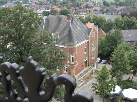 Alte kaiserliche Post mit Musik Akademie